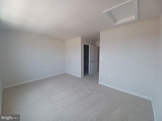 182 COOLIDGE AVE, Ranson, WV 25438