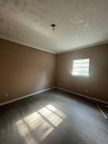 411 Richard Street, Coldspring, TX 77331