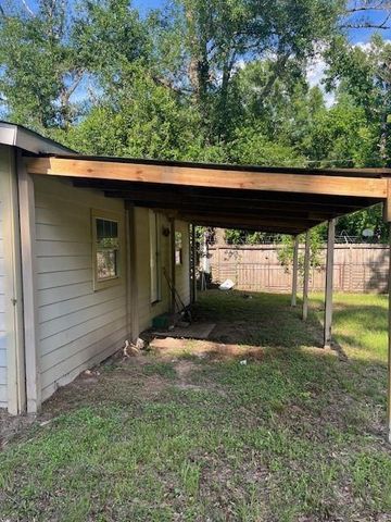 411 Richard Street, Coldspring, TX 77331