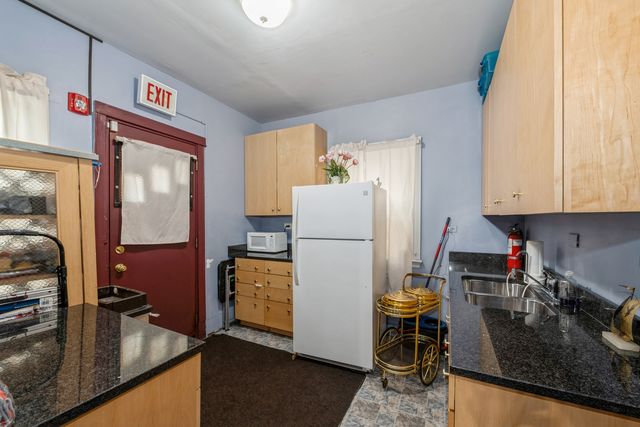 316 N Austin Boulevard, Oak Park, IL 60302