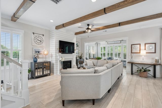 2898 Clearwater Drive, Mount Pleasant, SC 29466