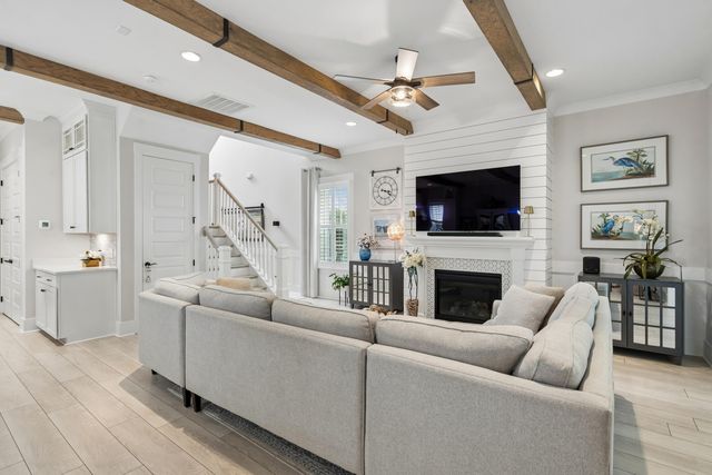 2898 Clearwater Drive, Mount Pleasant, SC 29466