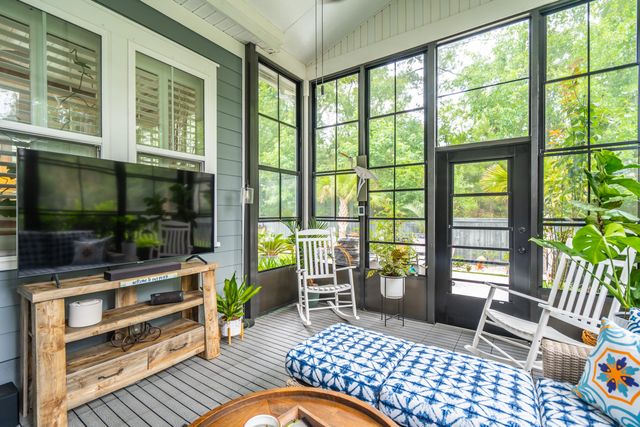 2898 Clearwater Drive, Mount Pleasant, SC 29466