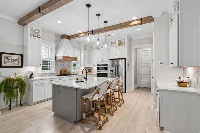 2898 Clearwater Drive, Mount Pleasant, SC 29466