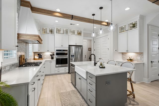 2898 Clearwater Drive, Mount Pleasant, SC 29466