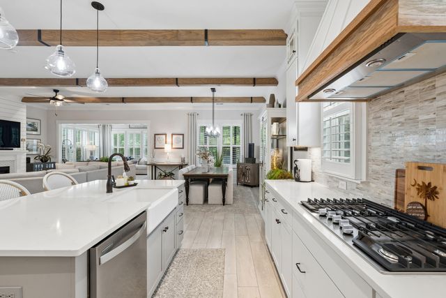 2898 Clearwater Drive, Mount Pleasant, SC 29466