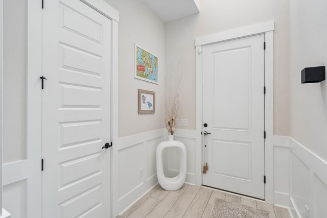 2898 Clearwater Drive, Mount Pleasant, SC 29466
