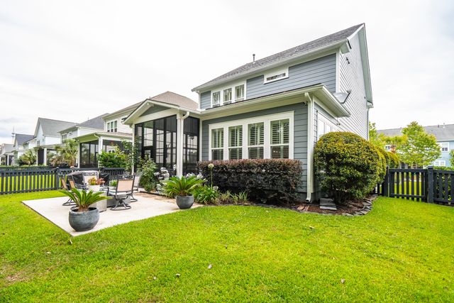 2898 Clearwater Drive, Mount Pleasant, SC 29466