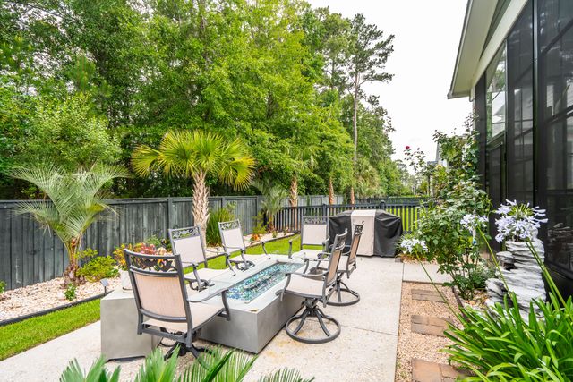 2898 Clearwater Drive, Mount Pleasant, SC 29466