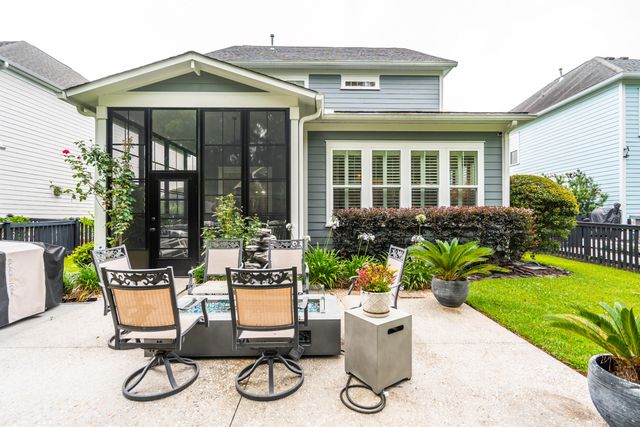 2898 Clearwater Drive, Mount Pleasant, SC 29466