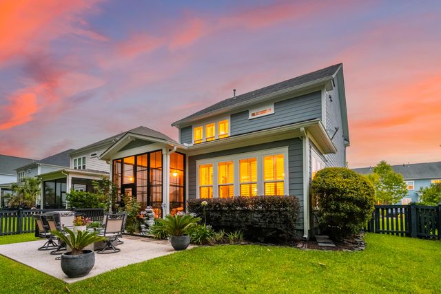 2898 Clearwater Drive, Mount Pleasant, SC 29466