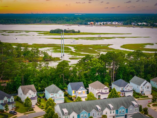 2898 Clearwater Drive, Mount Pleasant, SC 29466