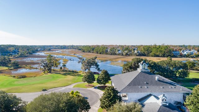 2898 Clearwater Drive, Mount Pleasant, SC 29466