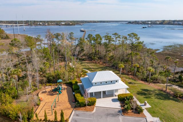 2898 Clearwater Drive, Mount Pleasant, SC 29466