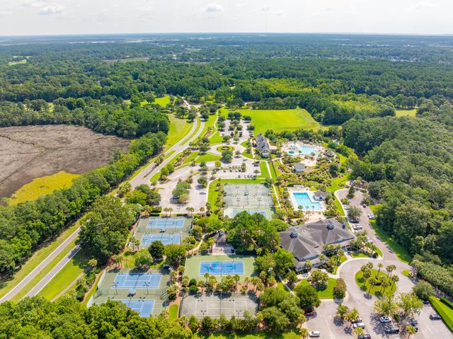 2898 Clearwater Drive, Mount Pleasant, SC 29466