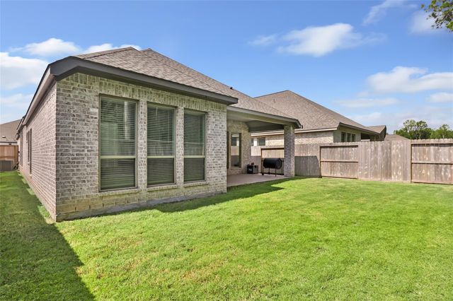8499 International Falls Drive, Porter, TX 77365