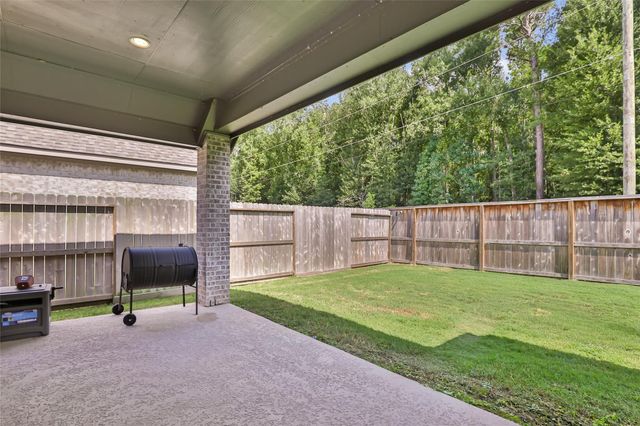 8499 International Falls Drive, Porter, TX 77365