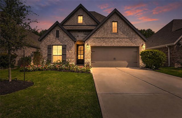 8499 International Falls Drive, Porter, TX 77365