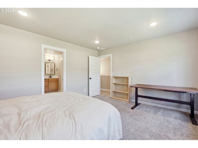 6950 Ne 131ST Way, Vancouver, WA 98686