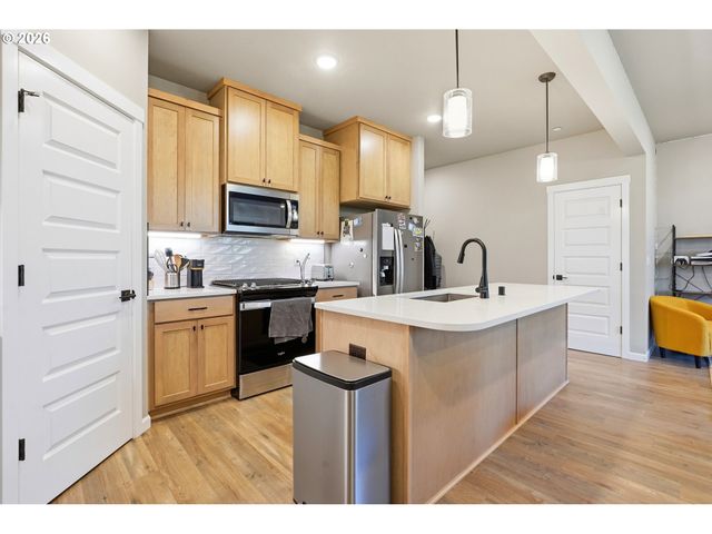 6950 Ne 131ST Way, Vancouver, WA 98686