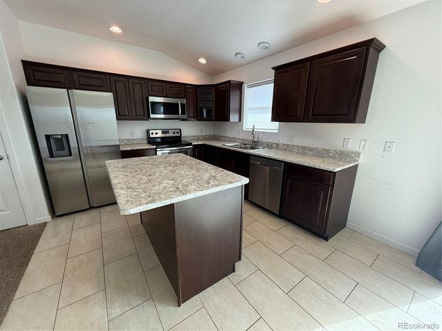 1676 E Parlin Drive, Pueblo West, CO 81007