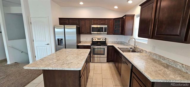 1676 E Parlin Drive, Pueblo West, CO 81007