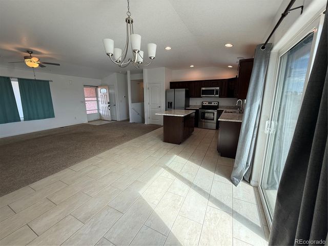1676 E Parlin Drive, Pueblo West, CO 81007