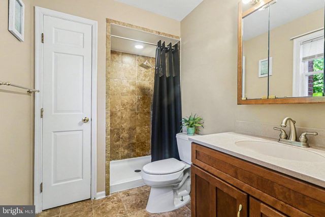 501 BENYOU LN, New Cumberland, PA 17070