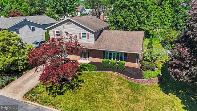 501 BENYOU LN, New Cumberland, PA 17070