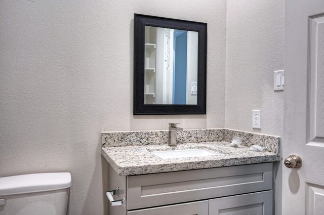 9175 Inwood, Willis, TX 77318