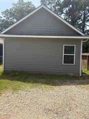 9175 Inwood, Willis, TX 77318