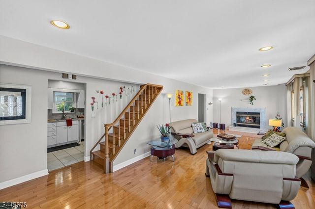 181 Livingston St, Clifton City, NJ 07013