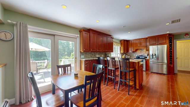 52 Jasmine Lane, Glastonbury, CT 06033