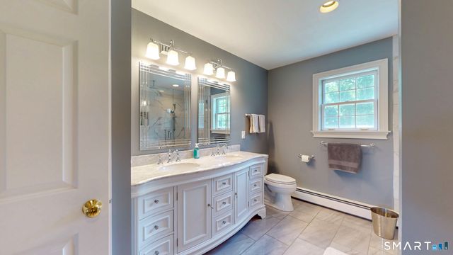52 Jasmine Lane, Glastonbury, CT 06033