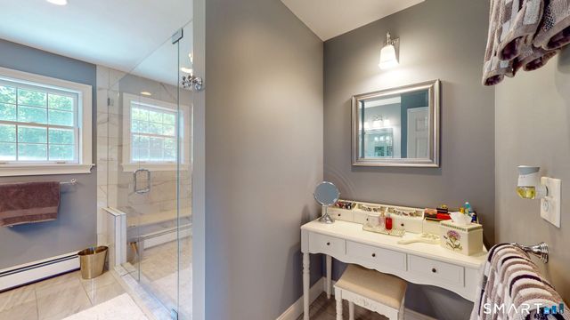 52 Jasmine Lane, Glastonbury, CT 06033