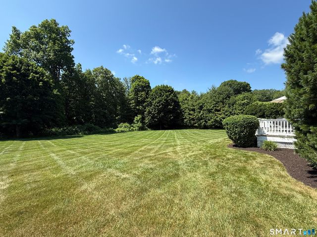 52 Jasmine Lane, Glastonbury, CT 06033