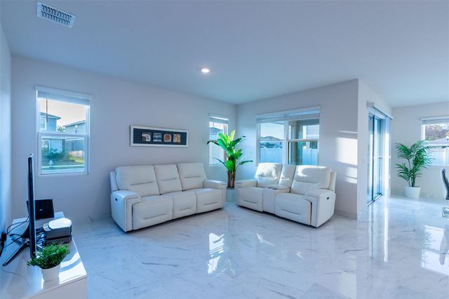 4131 TREE SWALLOW TRL, St Cloud, FL 34772