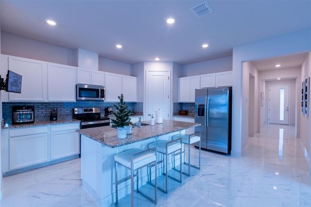 4131 TREE SWALLOW TRL, St Cloud, FL 34772