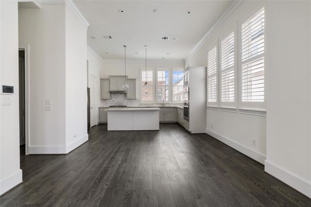 2613 Maxroy Street, Houston, TX 77007