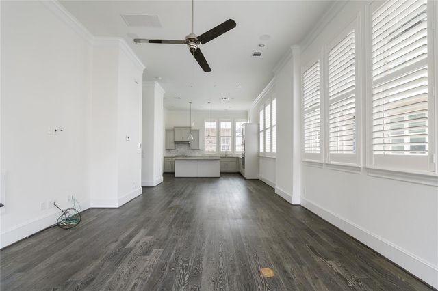 2613 Maxroy Street, Houston, TX 77007