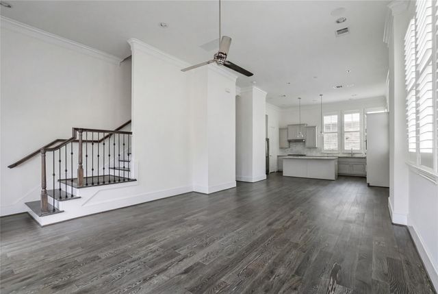 2613 Maxroy Street, Houston, TX 77007