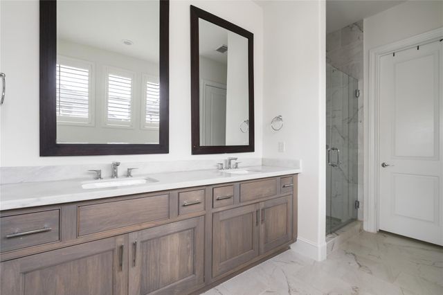 2613 Maxroy Street, Houston, TX 77007