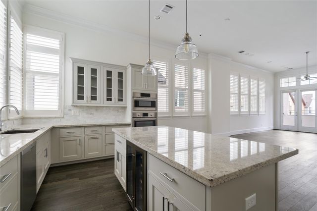 2613 Maxroy Street, Houston, TX 77007