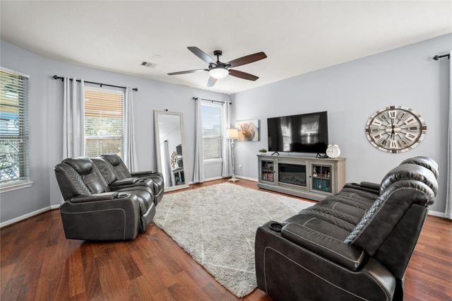 18639 White Barnwood, Cypress, TX 77433