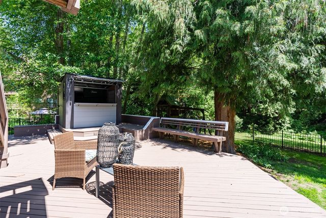 20042 12th Avenue NE, Shoreline, WA 98155