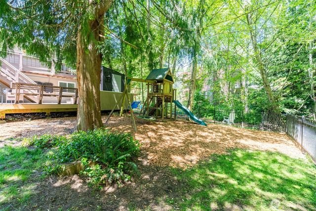 20042 12th Avenue NE, Shoreline, WA 98155