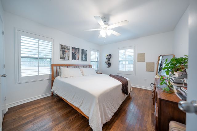 2017 Bluebonnet Drive, Fort Worth, TX 76111