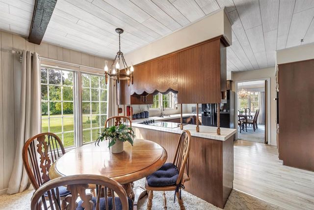 2954 OLD PLANK ROAD, De Pere, WI 54115