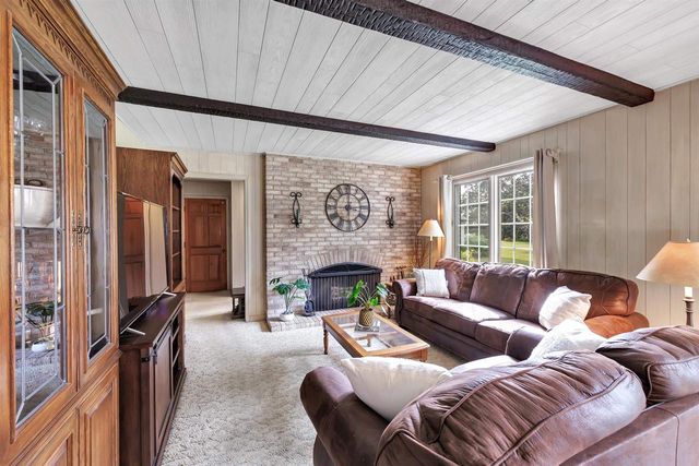 2954 OLD PLANK ROAD, De Pere, WI 54115