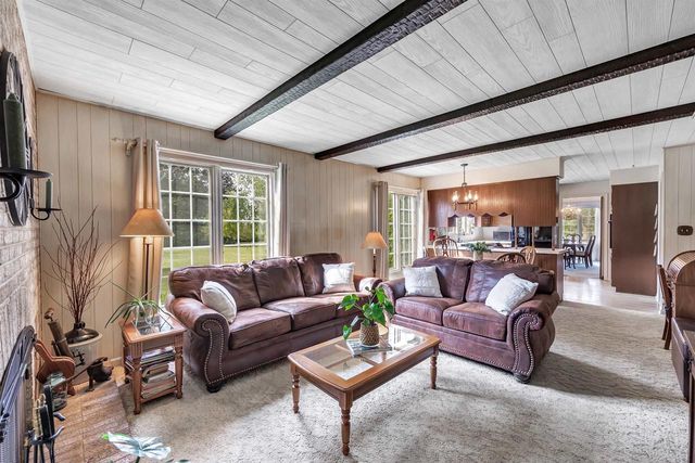 2954 OLD PLANK ROAD, De Pere, WI 54115